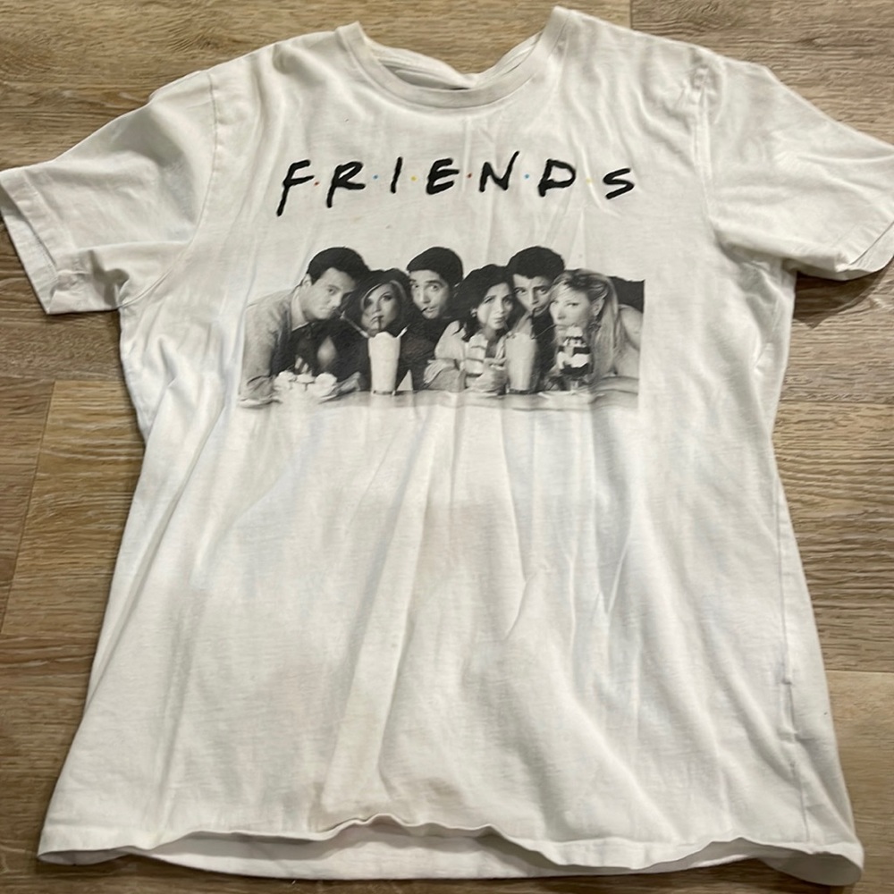 Old Navy Friends shirt size medium